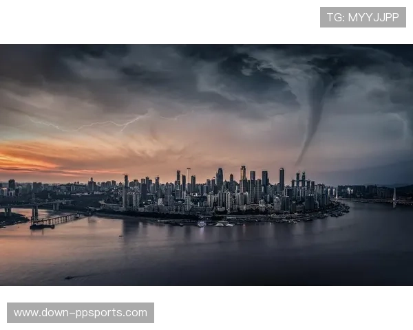 德甲赛场安全协议更新:应对极端天气 德甲赛场安全协议更新:应对极端天气